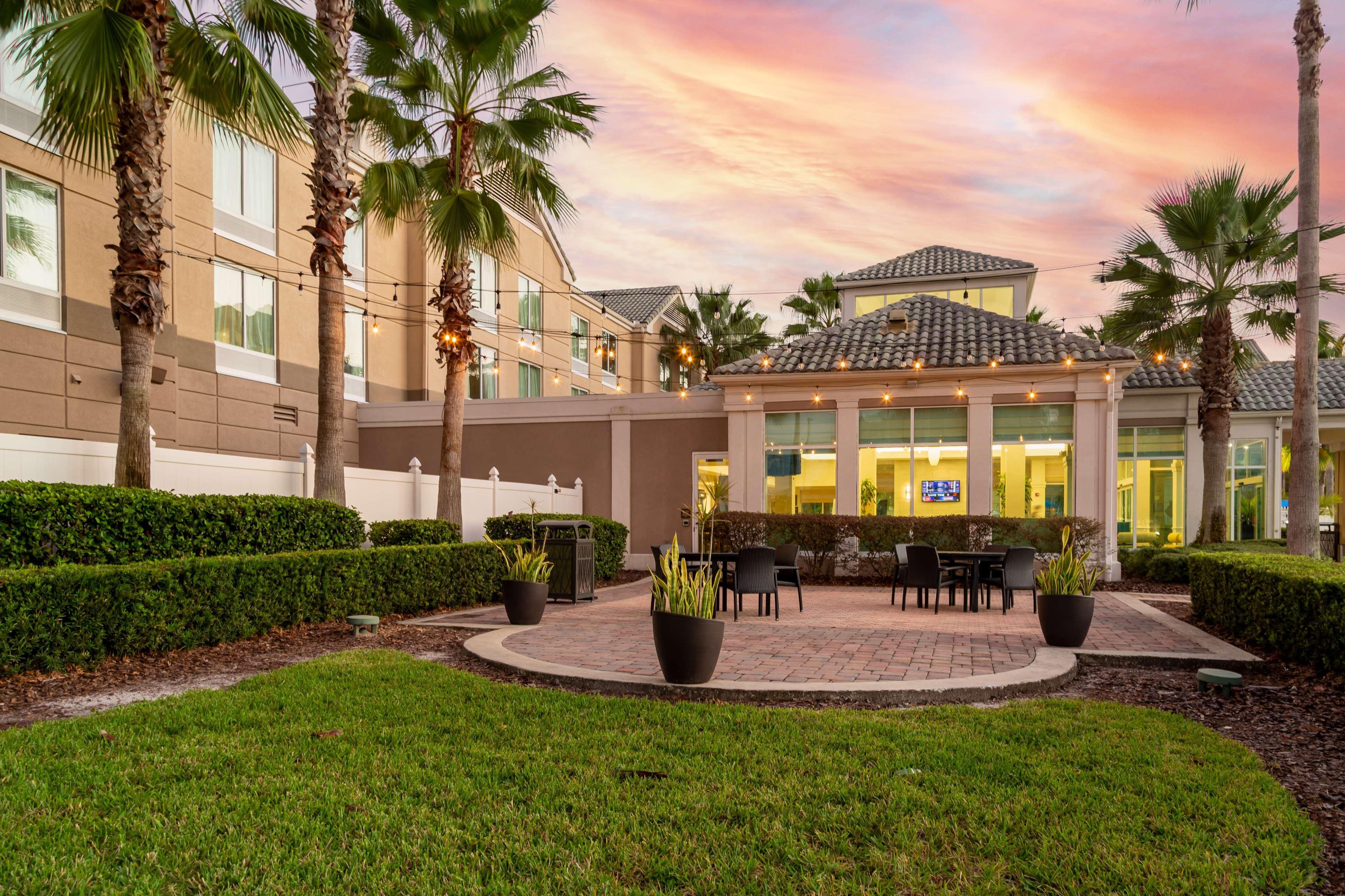 Hilton Garden Inn Orlando East - Ucf Area Alafaya Exterior foto